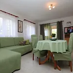 Dani Apartmán Malinska