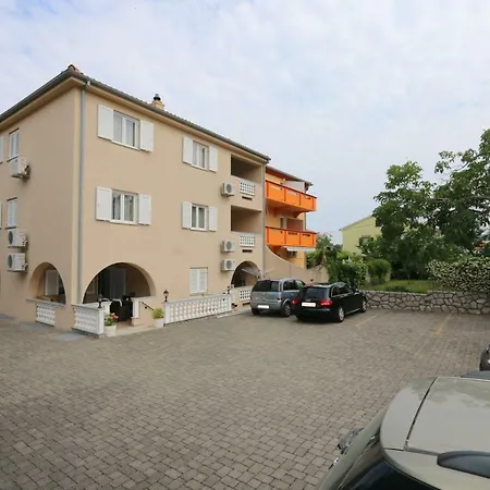 Dani Apartmán Malinska