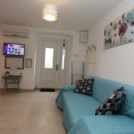 Dani Apartamento Malinska
