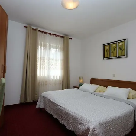 Dani Apartamento Malinska