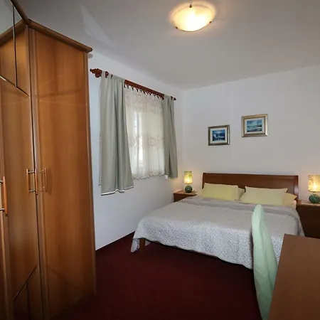 Dani Apartamento Malinska